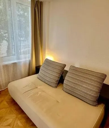 Wunderschoene Gartenwohnung In *