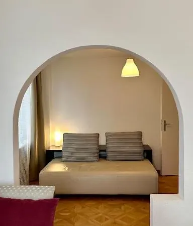Apartamento Wunderschoene Gartenwohnung In *